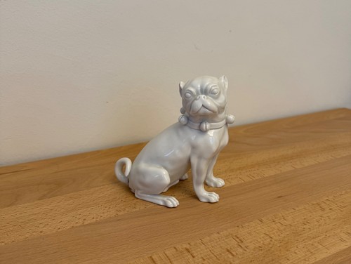 Mops figur weiß aus - figur/weiß,