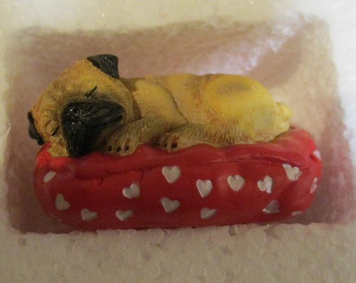 Mops figuren niedlich - mops, und