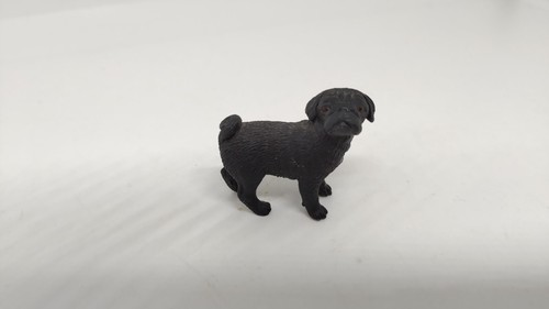 Figur von schleich mops - schleich,