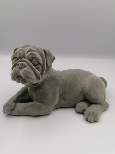 Figur mops liegend grauer - mops,